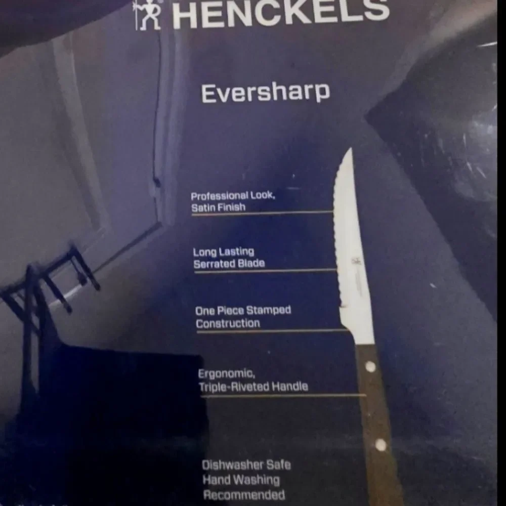 Henckels International Eversharp Steak Knives- 8PC Set‎